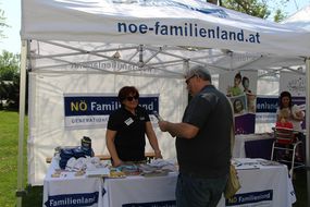 Informationsstand der NÖ Familienland GmbH beim Familienfest Donau-Auen